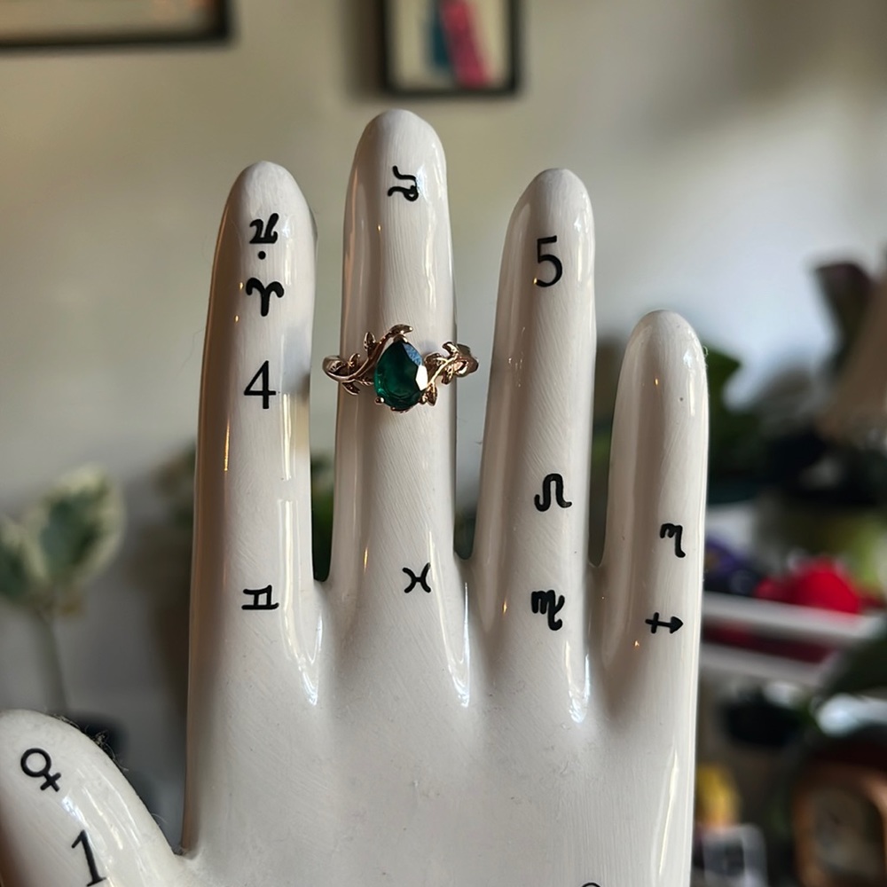 14ct gold emerald engagement ring